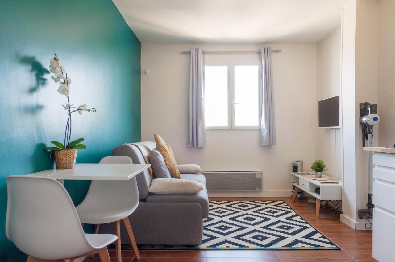 Bleu Roi Versailles Apartment Bagian luar foto