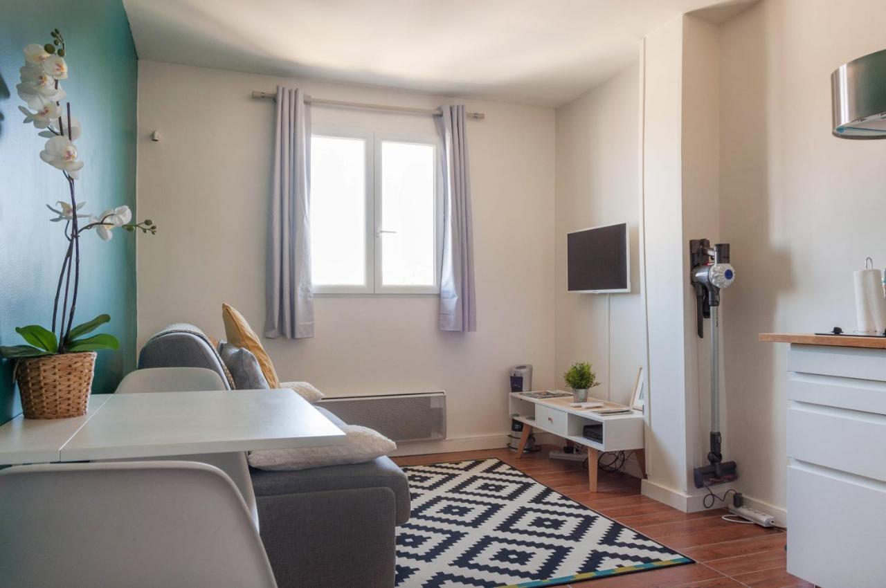 Bleu Roi Versailles Apartment Bagian luar foto